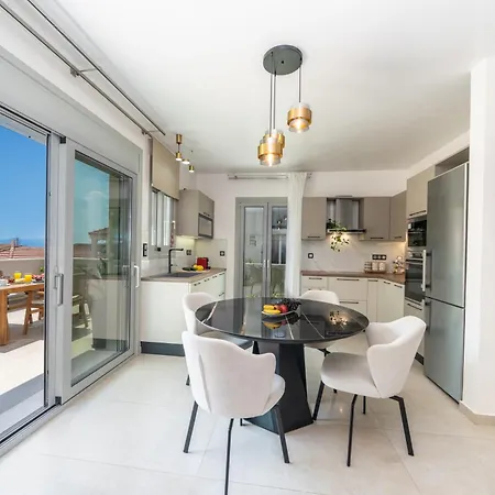 Perligo Maisonette Sea View & Terrace Apartamento Lixouri